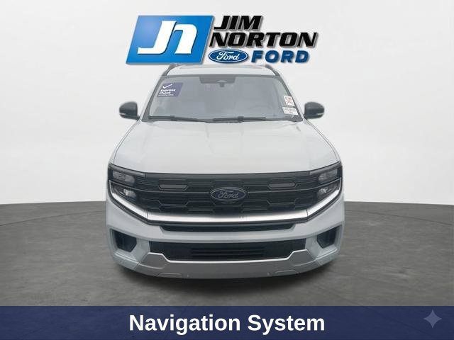 Used 2025 Ford Expedition Max Platinum w/ Driver's Package AWD/4WD image 3