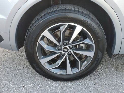 Certified 2022 Audi Q5 2.0T Premium Plus w/ Premium Plus Package image 7