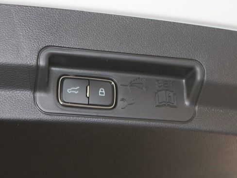 New 2026 Ford Explorer Tremor image 17