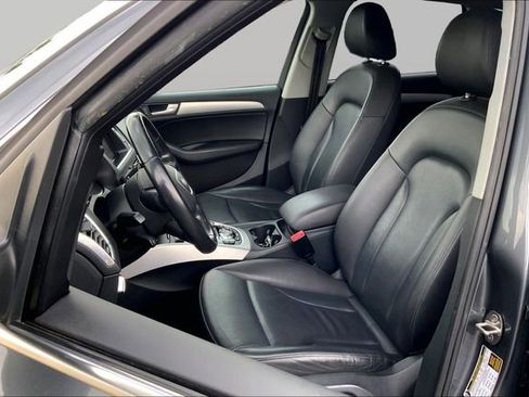 Used 2015 Audi Q5 2.0T Premium Plus w/ Technology Package AWD/4WD image 17