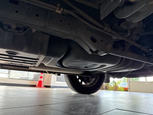 Used 2015 Lexus GX 460 w/ Premium Package image 57