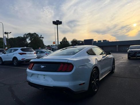 Used 2018 Ford Mustang Coupe w/ Equipment Group 101A RWD image 4