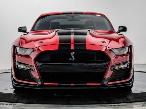 Used 2020 Ford Mustang Shelby GT500 w/ Carbon Fiber Track Pack RWD image 35