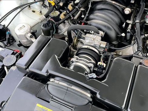 Used 2000 Chevrolet Camaro Z28 w/ SS Performance/Appearance Pkg image 29