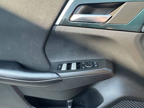 Used 2022 Mitsubishi Outlander ES FWD image 13
