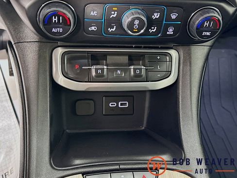 Certified 2023 GMC Acadia SLE w/ Driver Convenience Package image 17