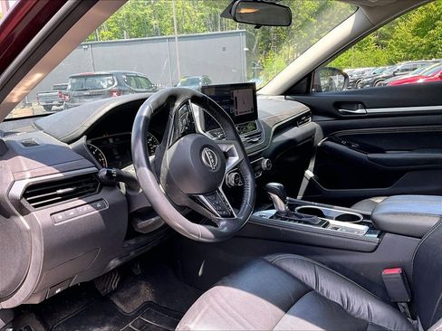 Used 2023 Nissan Altima 2.5 SL AWD/4WD image 7