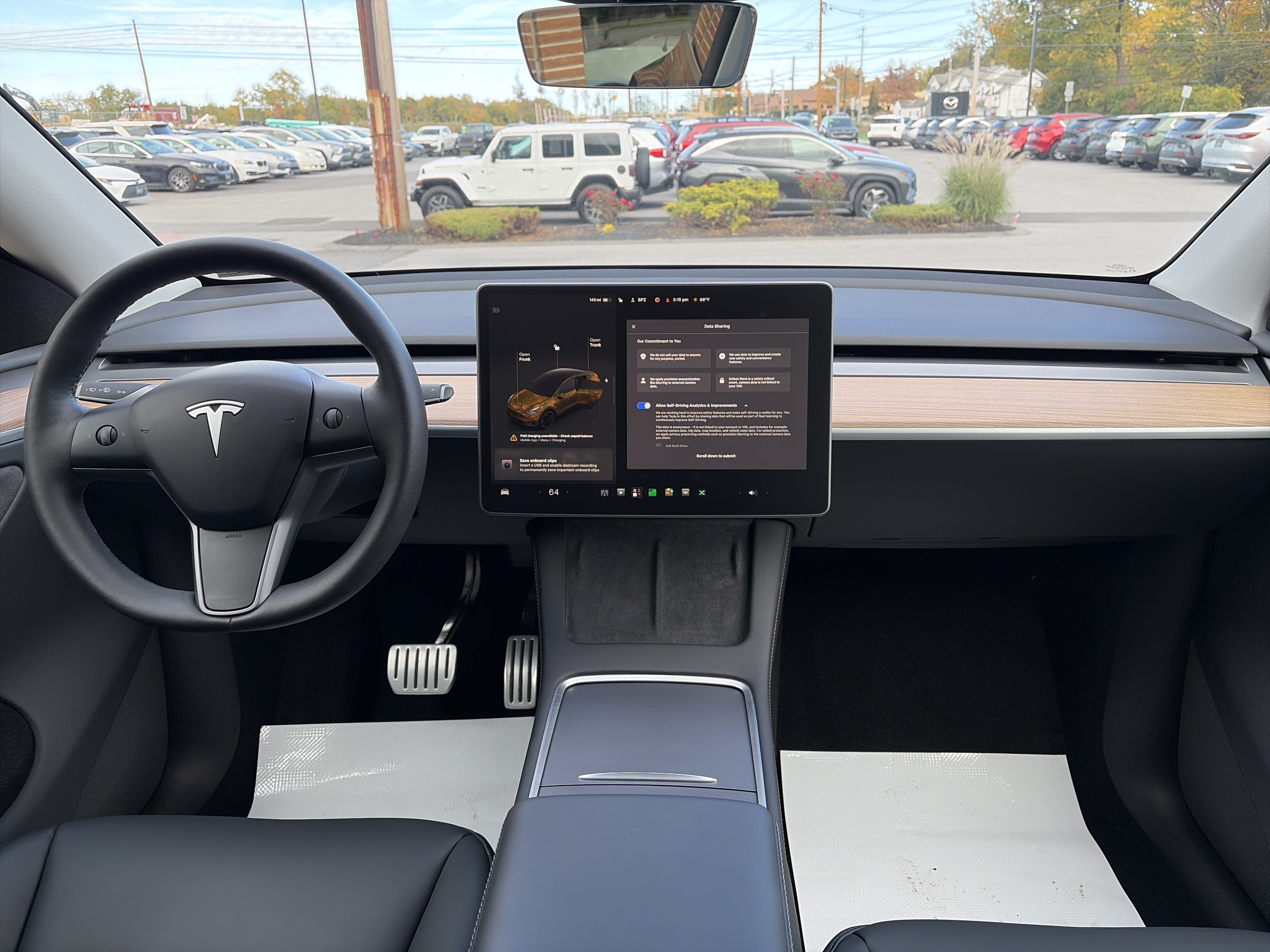 Used 2025 Tesla Model Y Performance AWD/4WD image 14