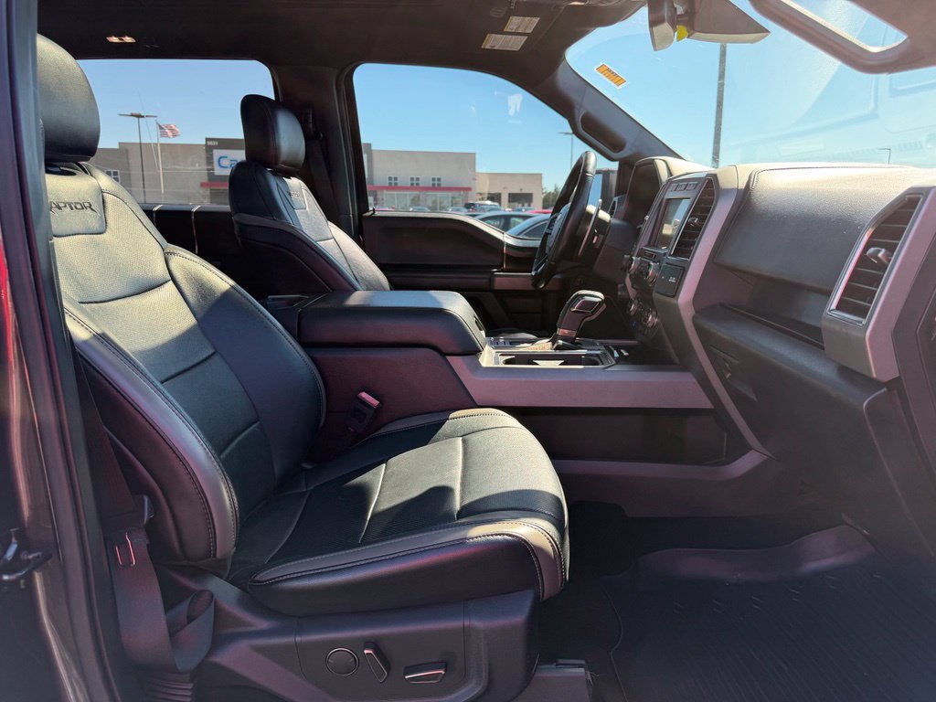 Used 2018 Ford F150 Raptor w/ Equipment Group 802A Luxury AWD/4WD image 9