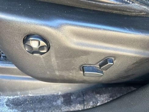 Used 2017 Jeep Grand Cherokee Limited w/ Trailer Tow Group IV image 11