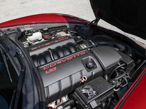 Used 2008 Chevrolet Corvette Convertible w/ Preferred Equipment Group RWD image 25