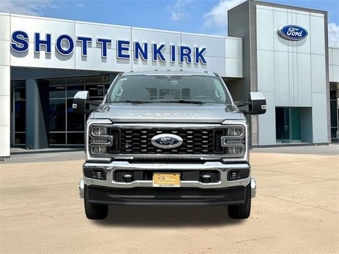 Used 2024 Ford F350 Lariat w/ Lariat Ultimate Package image 2