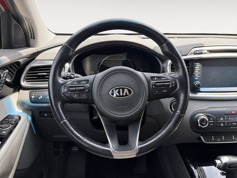 Used 2017 Kia Sorento SX AWD/4WD image 12