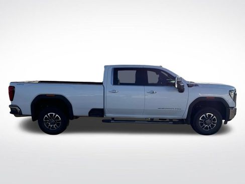 Used 2026 GMC Sierra 3500 SLT w/ SLT Convenience Package AWD/4WD image 8
