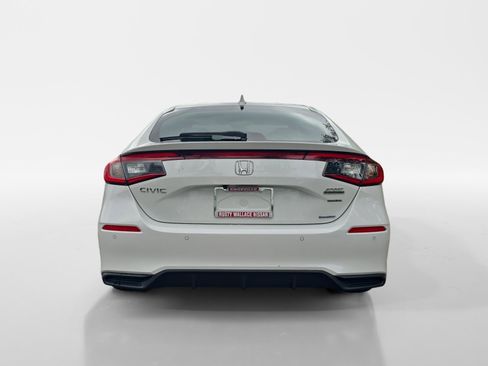 Used 2025 Honda Civic Sport Touring image 4