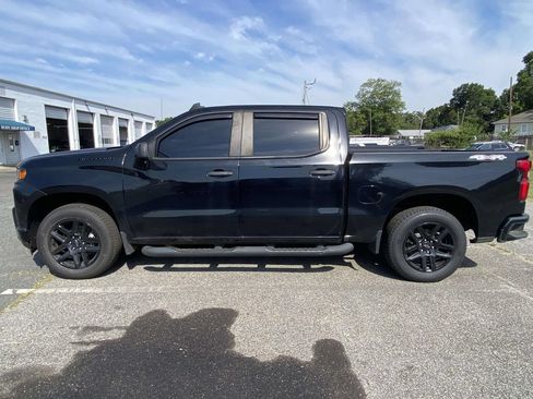 Used 2022 Chevrolet Silverado 1500 Custom w/ Rally Edition AWD/4WD image 4