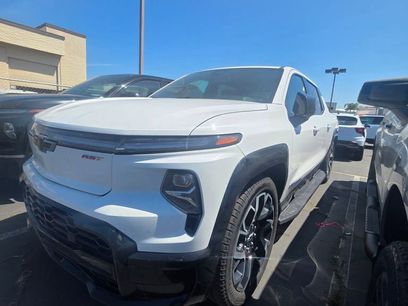 Certified 2025 Chevrolet Silverado EV RST