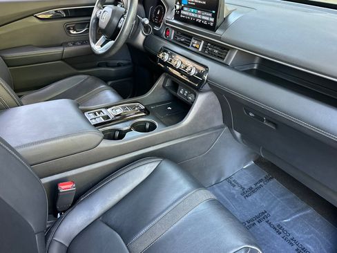 Used 2024 Honda Pilot Touring image 37