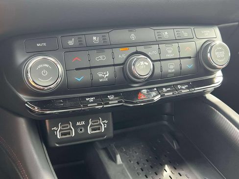 Used 2026 Dodge Durango GT AWD/4WD image 32