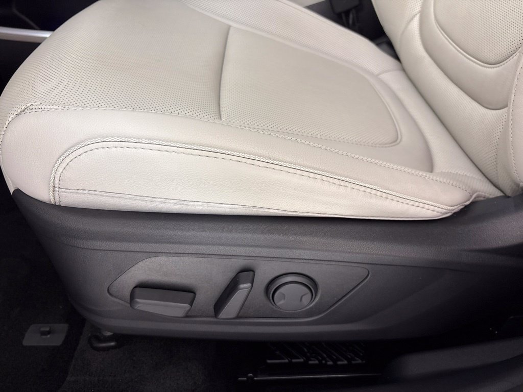 Used 2024 Hyundai Tucson Limited FWD image 15
