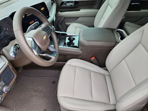 New 2026 Chevrolet Tahoe LT w/ Comfort Package AWD/4WD image 8
