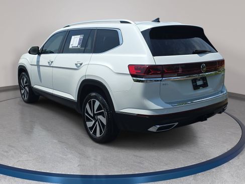 Used 2025 Volkswagen Atlas SEL AWD/4WD image 7