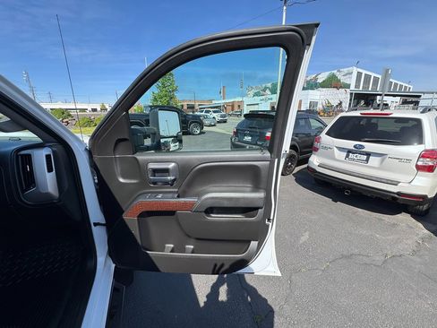 Used 2019 GMC Sierra 2500 SLE AWD/4WD image 23