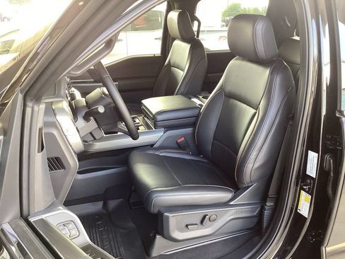 Used 2025 Ford F150 Lariat w/ Equipment Group 501A Mid AWD/4WD image 31