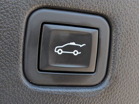 Certified 2021 Chevrolet Blazer LT FWD image 18