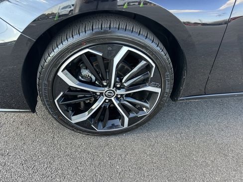 Used 2024 Nissan Altima 2.5 SR image 12