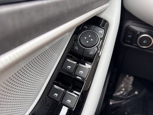 New 2026 Ford Explorer Platinum w/ LUX Leather Package image 12