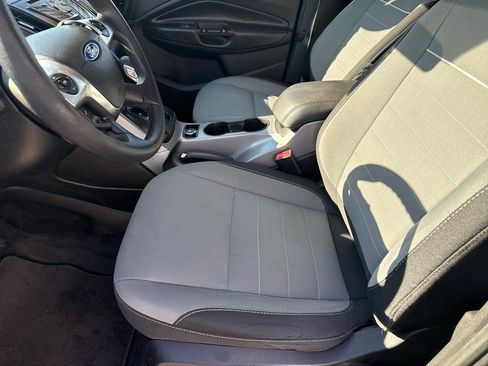 Used 2015 Ford Escape SE FWD image 10