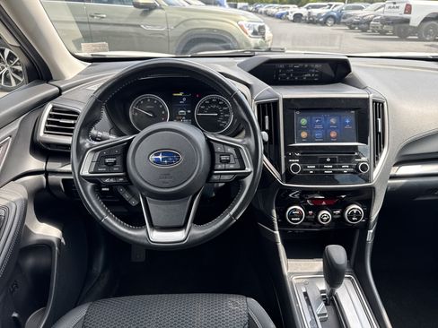 Certified 2023 Subaru Forester Premium AWD/4WD image 2