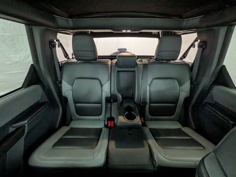 Certified 2024 Ford Bronco Black Diamond w/ Sasquatch Package image 18