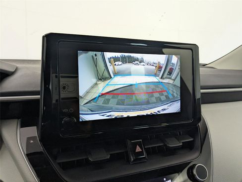 Used 2024 Toyota Corolla LE w/ LE Convenience Package image 16