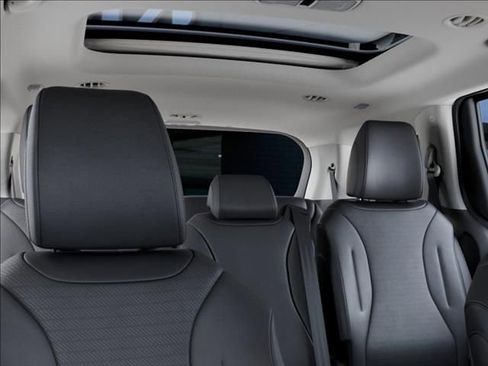 New 2026 Kia Carnival SX Prestige FWD image 27