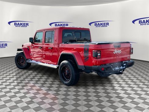 Used 2020 Jeep Gladiator Overland image 3