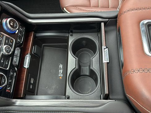 Used 2023 GMC Yukon Denali Ultimate image 22