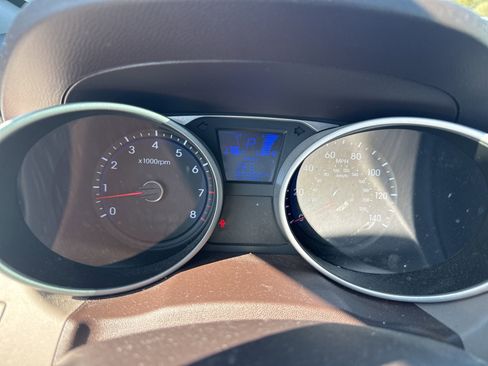 Used 2013 Hyundai Tucson Limited image 7