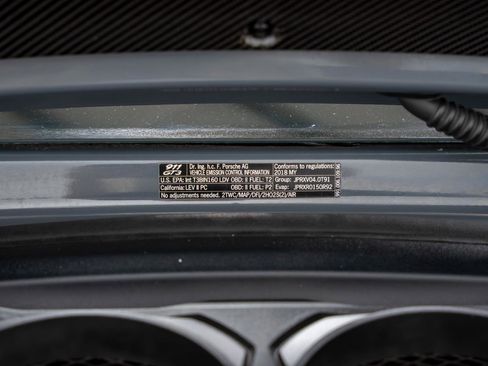 Used 2018 Porsche 911 GT3 image 47