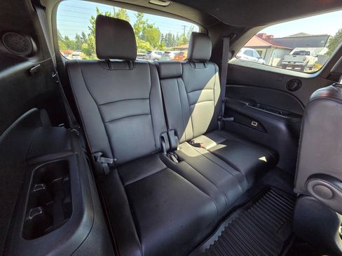 Used 2021 Honda Pilot Black Edition image 31