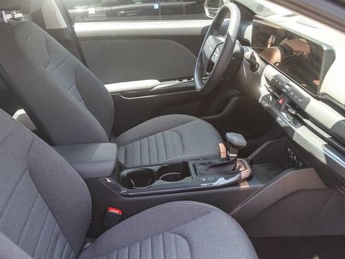 Certified 2025 Kia K4 GT-Line Turbo FWD image 15