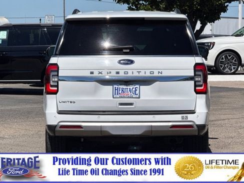 Used 2023 Ford Expedition Limited AWD/4WD image 5