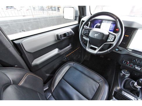 Used 2022 Ford Bronco Badlands AWD/4WD image 11