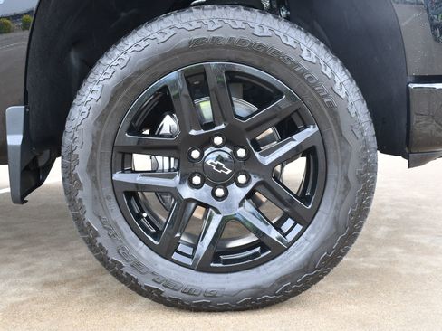 Used 2023 Chevrolet Silverado 1500 LT Trail Boss w/ LT Trail Boss Premium Package image 14