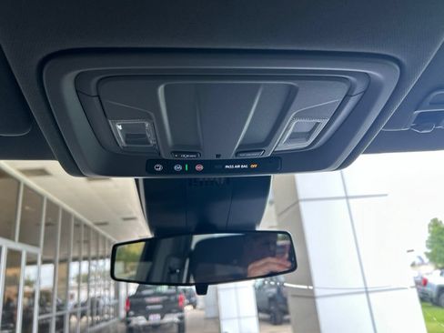 Used 2024 GMC Sierra 1500 Elevation RWD image 18