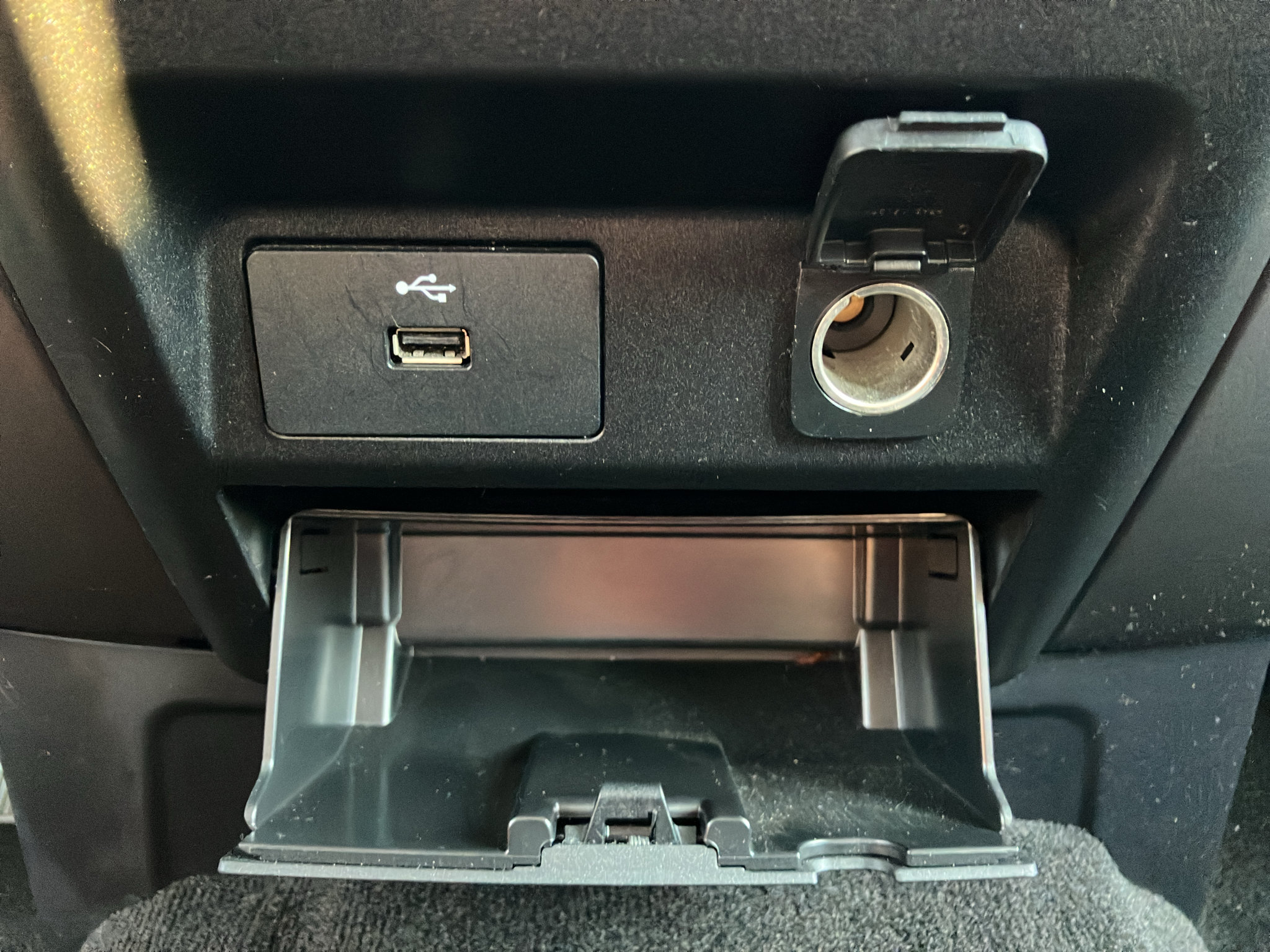 Used 2016 Ford F150 XLT AWD/4WD image 21