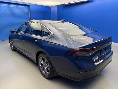 Used 2024 Honda Accord EX image 5