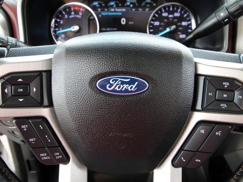 Used 2019 Ford F250 Platinum w/ Platinum Ultimate Package image 29