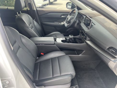 Certified 2023 Nissan Rogue SV w/ SV Premium B Package image 17